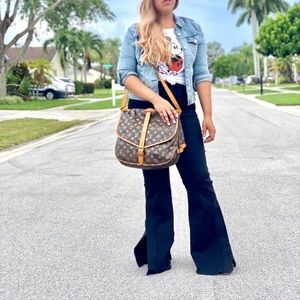 🚫SOLD🚫Authentic Louis Vuitton Saumur 35